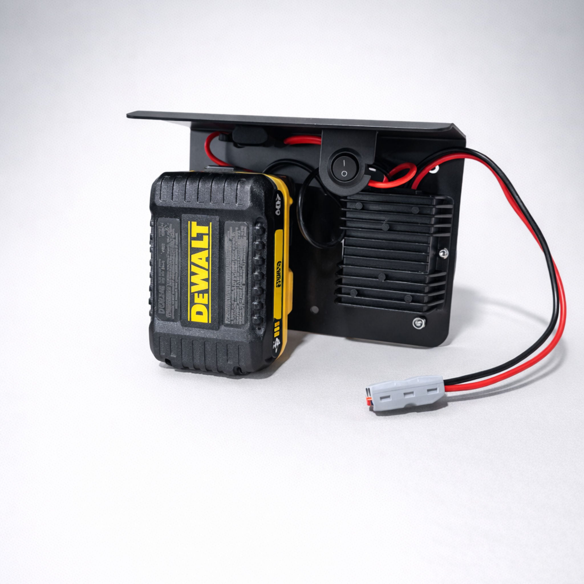 DeWalt 12V battery converter PowerMate portable power supply with on off switch and quick connect output