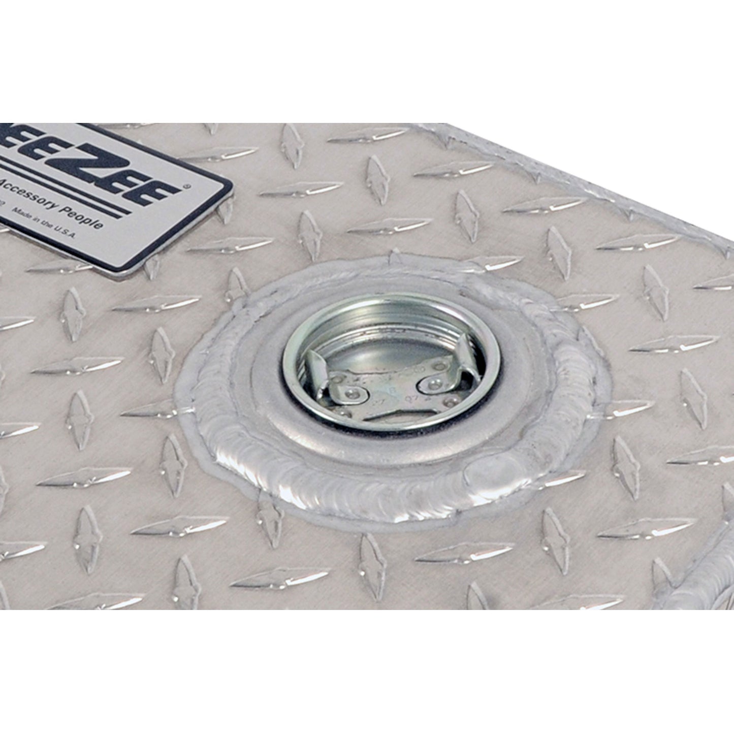 Open view of filler neck on Dee Zee 106 gallon rectangular Brite-Tread aluminum transfer tank (SKU DZ91753)